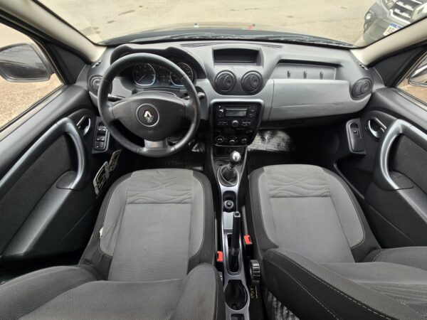 DUSTER 2.0 PRIVILEGE- 2012 - Image 3