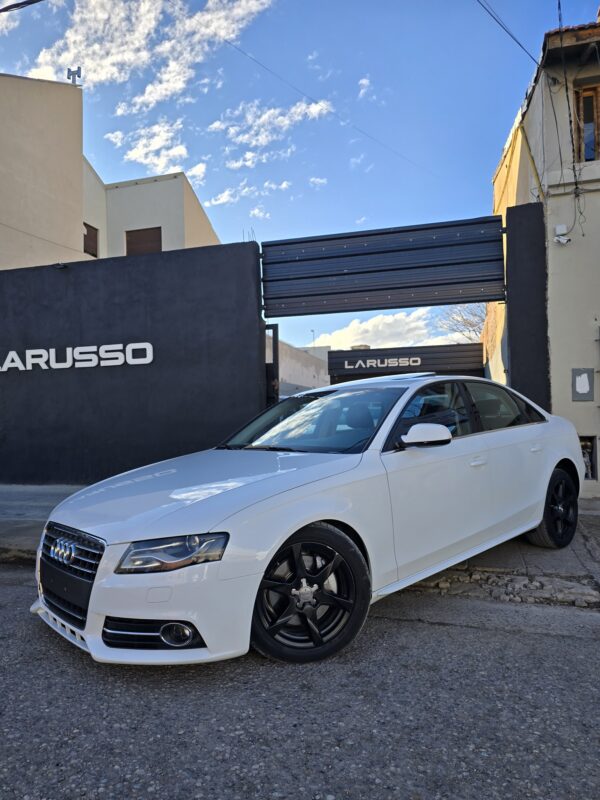 A4 2.0T AMBITION - 2011 - Image 2