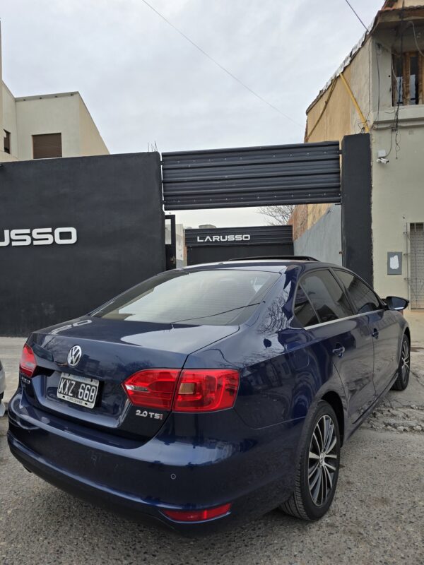 VENTO 2.0 TSI DSG - 2012 - Image 2