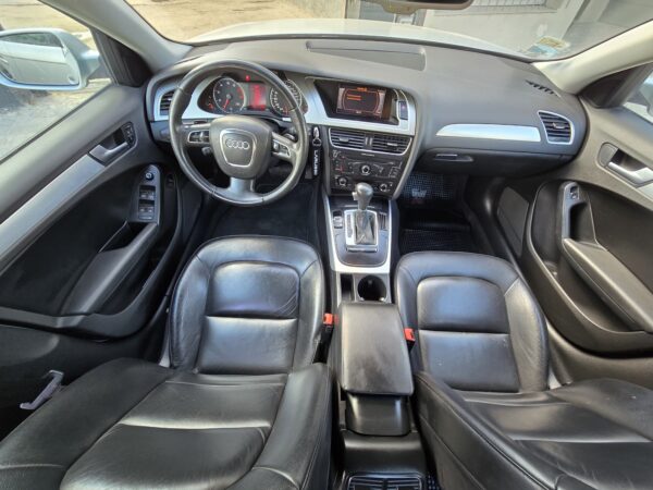 A4 2.0 T AMBITION - 2011 - Image 3