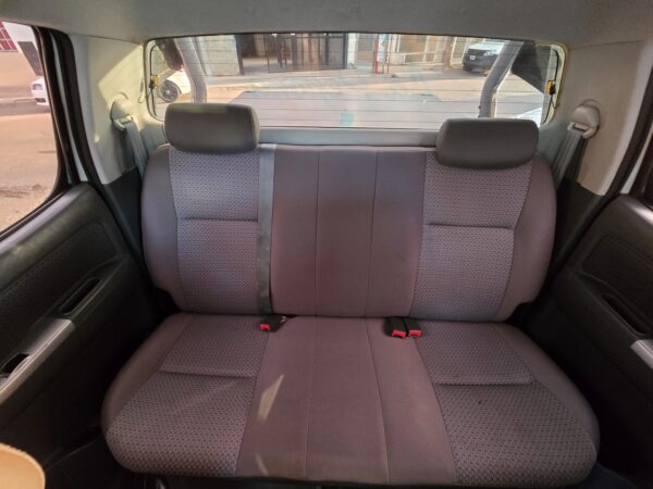 HILUX SR 3.0 4X2 - 2012 - Image 5