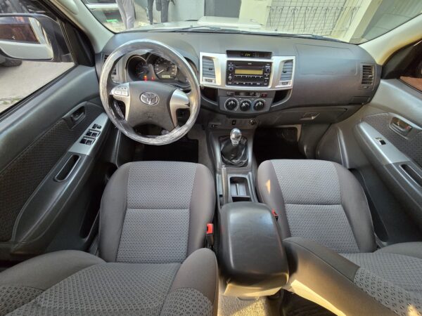 HILUX SR 3.0 4X2 - 2012 - Image 4