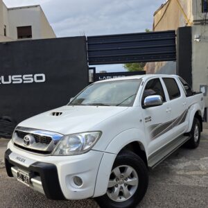 HILUX SRV 3.0 TDI 4X2 - 2011