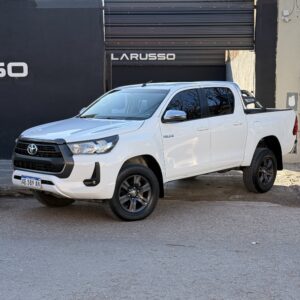 HILUX SR 2.8 -2020